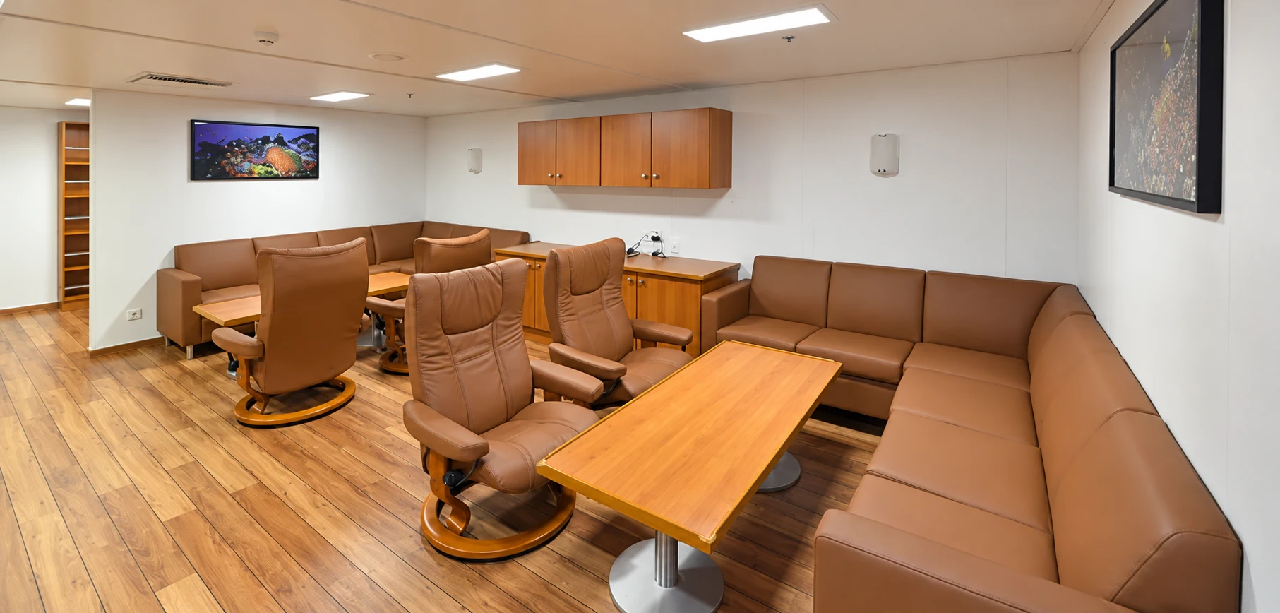 Marine and Ship Furniture, interior example 2
